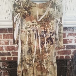 Butter material v-neck dress fits size M/L